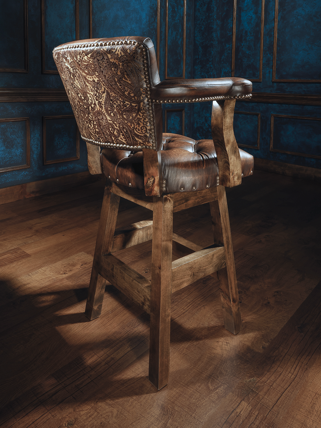 dxdave Adam Chisum Western Bar Stool
